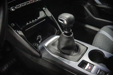 Peugeot 2008 Allure Puretech 130 S&S BVM6