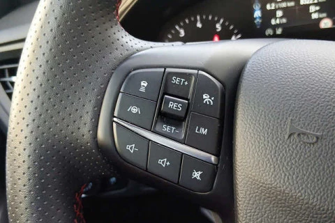 Ford Focus SportBreak 1.0 Ecoboost MHEV ST-Line Auto 114 kW (155 CV)