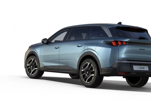 Peugeot e-5008 Allure Eléctrico 157kW