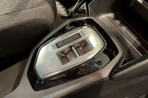 Peugeot 208 Style HYBRID 110 eDCS6