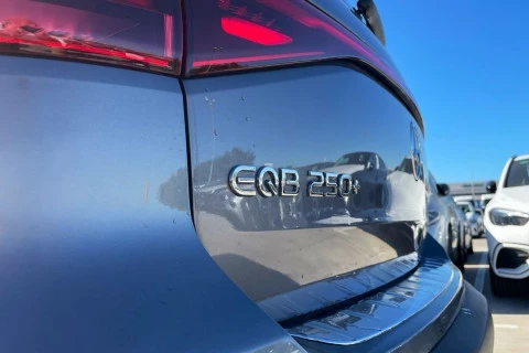 Mercedes-Benz EQB EQB 250+