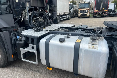 Mercedes-Benz Arocs 1853 LS HAD