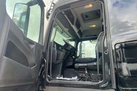 Mercedes-Benz Arocs 1853 LS HAD