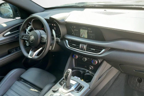 Alfa Romeo Stelvio 2.0 Gasolina 206kW (280CV) Veloce Q4