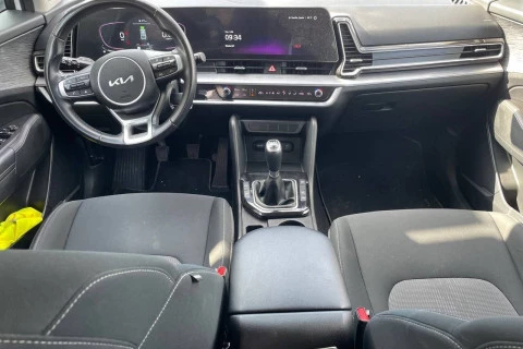 Kia Sportage 1.6 T-GDi 118kW (160CV) Drive 17