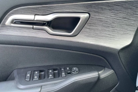 Kia Sportage 1.6 T-GDi 118kW (160CV) Drive 17