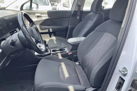 Kia Sportage 1.6 T-GDi 118kW (160CV) Drive 17