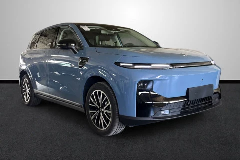 Leapmotor B10 B10 REEV 18.8 kWh Design Auto