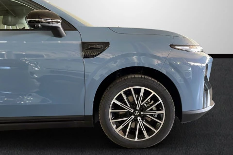Leapmotor B10 B10 REEV 18.8 kWh Design Auto