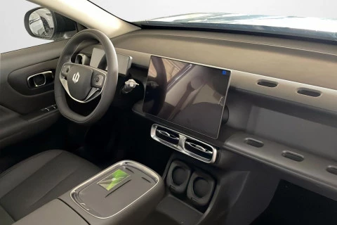 Leapmotor B10 B10 REEV 18.8 kWh Design Auto