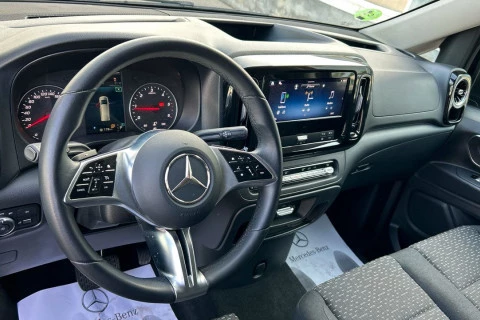 Mercedes-Benz Vito 116CDI AT 120kW Tourer Select Larga