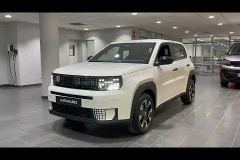 Fiat Grande Panda ICON 74kW (100cv)