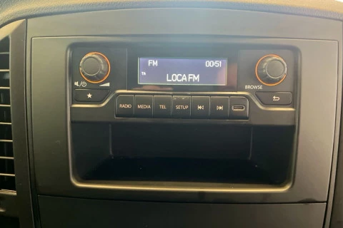 Mercedes-Benz eVito 111 Furgon largo