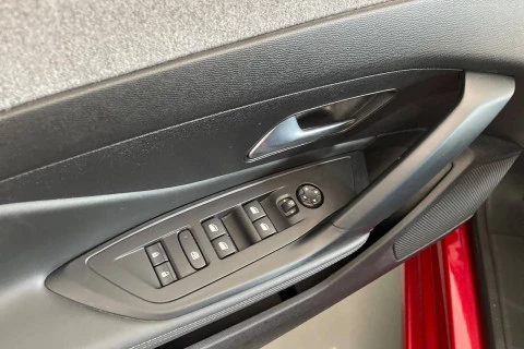 Peugeot 308 5P Allure Puretech 130 S&S EAT8