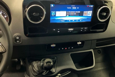 Mercedes-Benz Sprinter Nuevo Sprinter 311 CDI Furgón PRO Medio