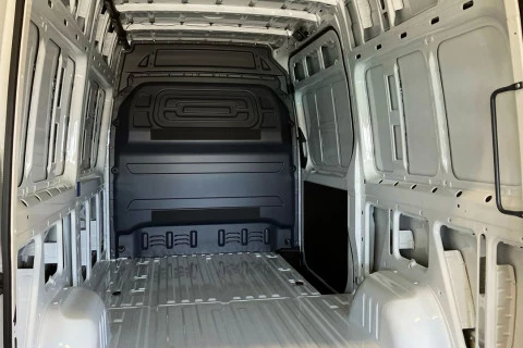 Mercedes-Benz Sprinter Nuevo Sprinter 311 CDI Furgón PRO Medio