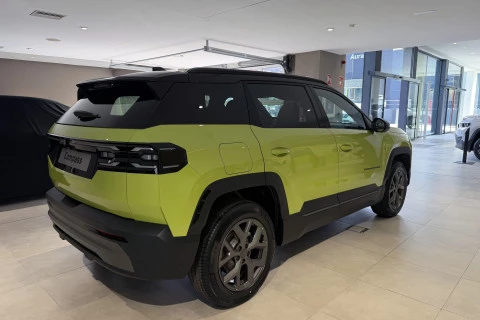 Jeep Compass eHybrid Jeep Compass MHEV First Edition Jeep Compass eHybrid Jeep Compass MHEV First Edition