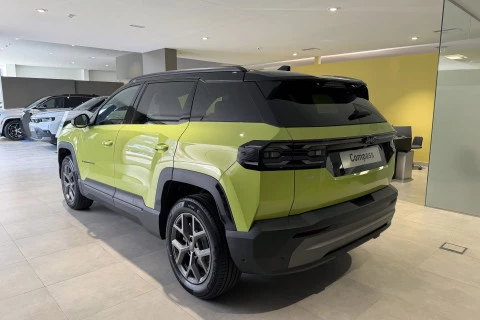 Jeep Compass eHybrid Jeep Compass MHEV First Edition Jeep Compass eHybrid Jeep Compass MHEV First Edition