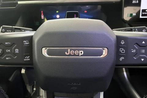 Jeep Compass eHybrid Jeep Compass MHEV First Edition Jeep Compass eHybrid Jeep Compass MHEV First Edition