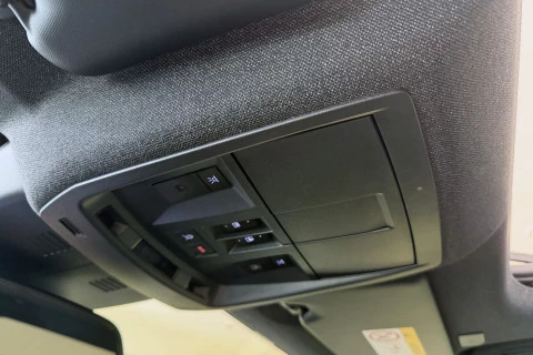 Jeep Compass eHybrid Jeep Compass MHEV First Edition Jeep Compass eHybrid Jeep Compass MHEV First Edition