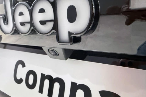 Jeep Compass eHybrid Jeep Compass MHEV First Edition Jeep Compass eHybrid Jeep Compass MHEV First Edition