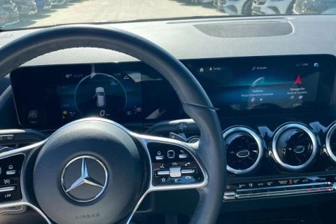 Mercedes-Benz GLA GLA 200 D