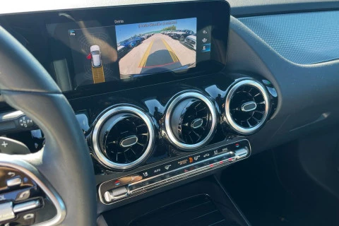 Mercedes-Benz GLA GLA 200 D