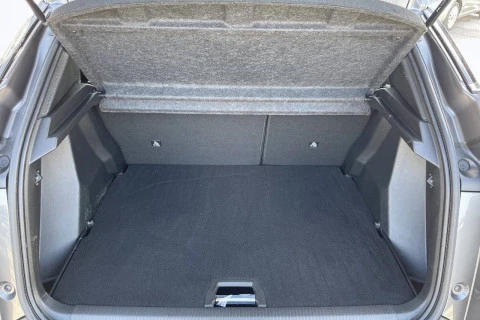Peugeot 2008 Allure Pack Puretech 130 S&S 6 Vel. MAN