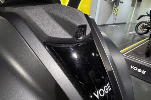 Voge SR16 Negro