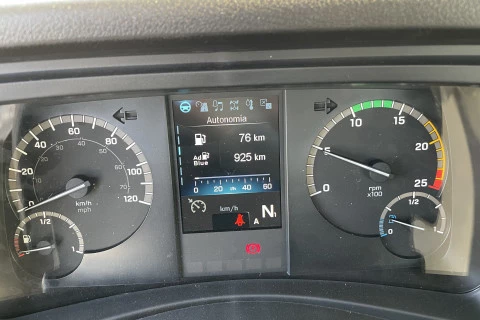 Mercedes-Benz Arocs 2643