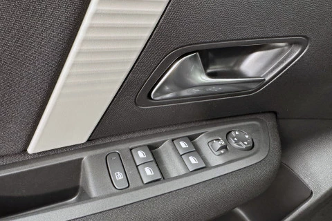 Citroën C4 Hybrid 145 ë-DCS6 Business Edition