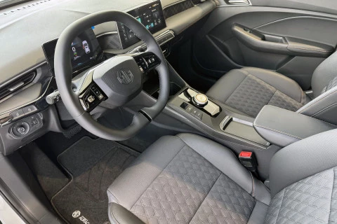 MG3 Hybrid+ Luxury MY25.5