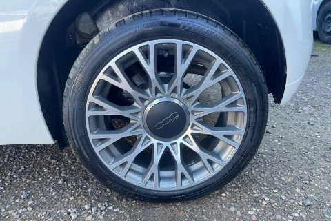 Fiat 500 Dolcevita 1.0 Hybrid 51KW (70 CV)