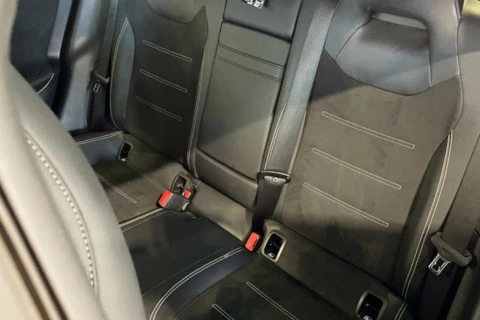 Mercedes-Benz CLA CLA 200 D DCT