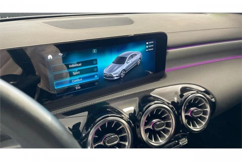 Mercedes-Benz CLA CLA 200 D DCT