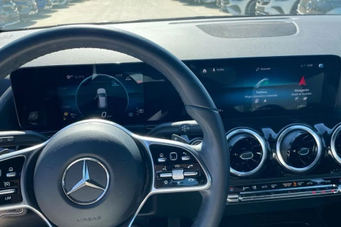 Mercedes-Benz GLA GLA 200 D