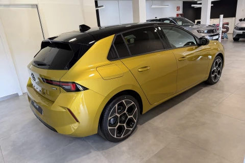 Opel Astra 1.2T XHT Hybrid 107kW Ultimate eDCT6