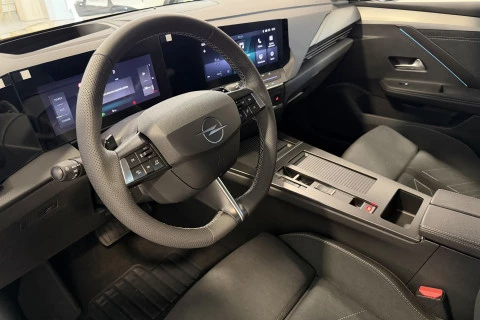 Opel Astra 1.2T XHT Hybrid 107kW Ultimate eDCT6