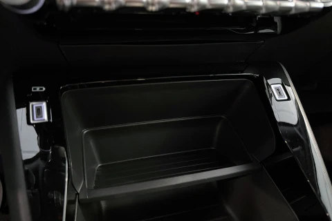 Peugeot 2008 N2008 Allure Hybrid 145 eDCS6