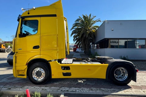 Mercedes-Benz Actros 1863 LS