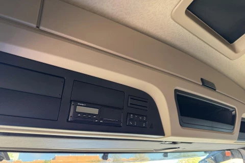 Mercedes-Benz Actros 1863 LS