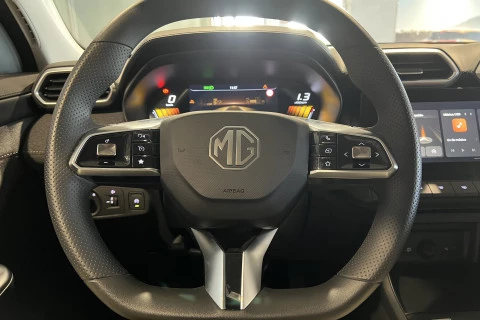 MG ZS 1.5 Standard