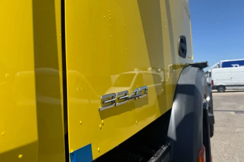Mercedes-Benz Arocs 3340 K 6X4