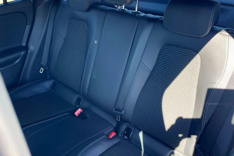 Mercedes-Benz GLA GLA 200 D