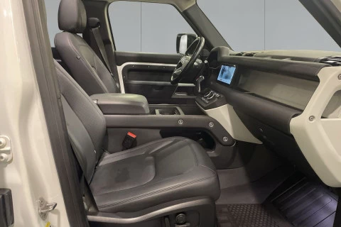 Land Rover Defender 3.0D I6 MHEV SE 4WD AT 183 kW (249 CV)