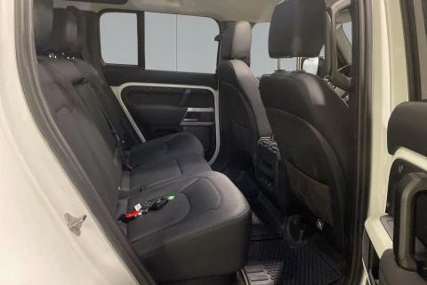 Land Rover Defender 3.0D I6 MHEV SE 4WD AT 183 kW (249 CV)