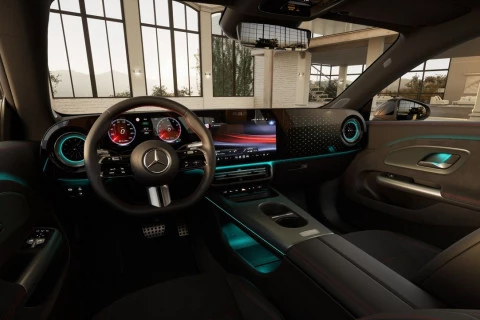 Mercedes-Benz CLA CLA 180 con tecnología híbrida