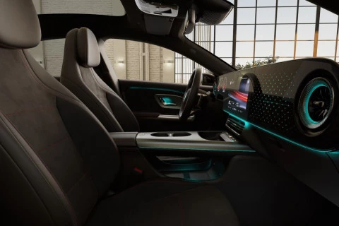 Mercedes-Benz CLA CLA 180 con tecnología híbrida