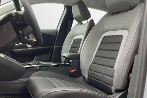 Citroën C4 Hybrid 145 ë-DCS6 Business Edition