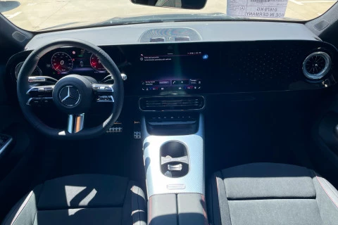 Mercedes-Benz CLA CLA 180 con tecnología híbrida